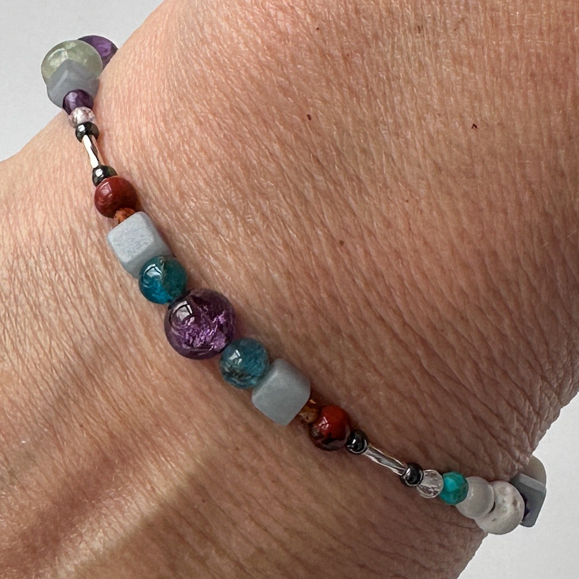 Healing Crystal & Sterling Silver bracelet for Determination & Willpower with Aromatherapy beads