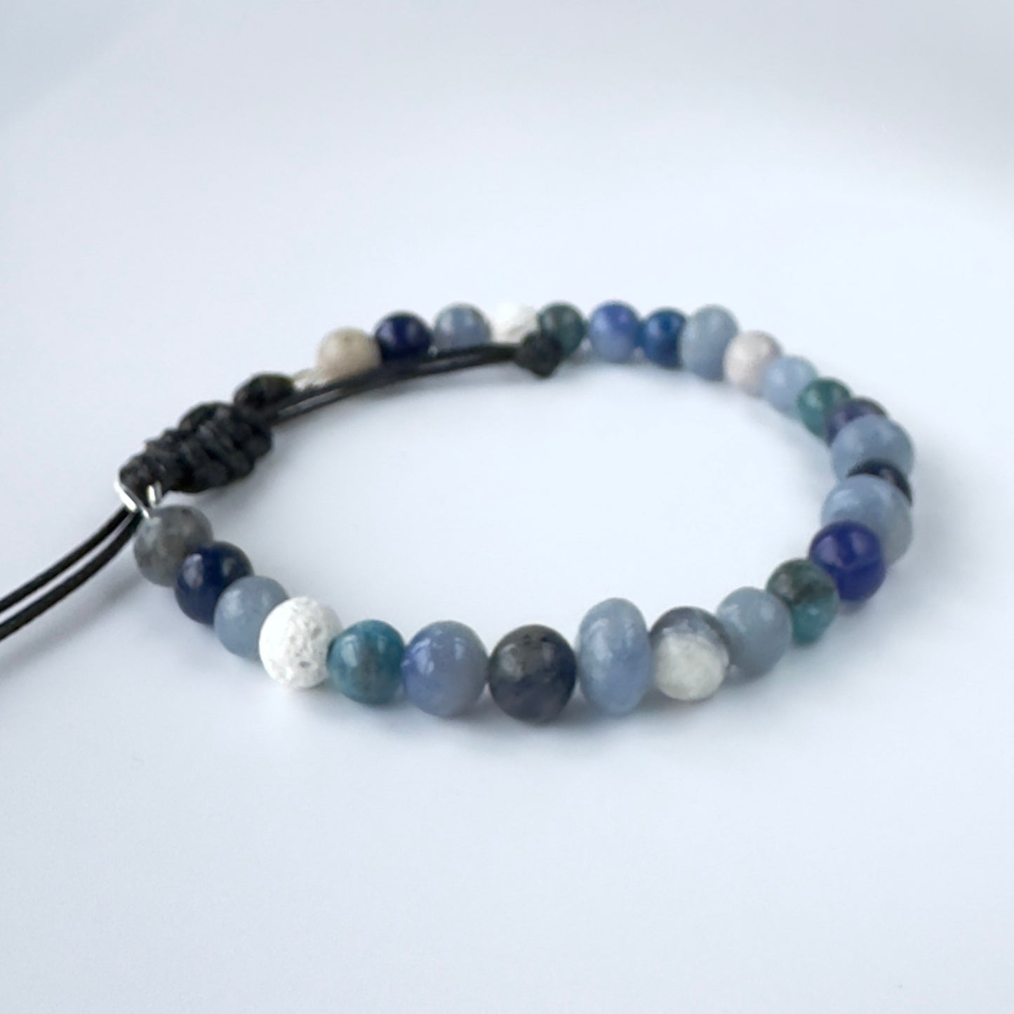 Unisex Healing Crystal Throat Chakra bracelet with aromatherapy beads